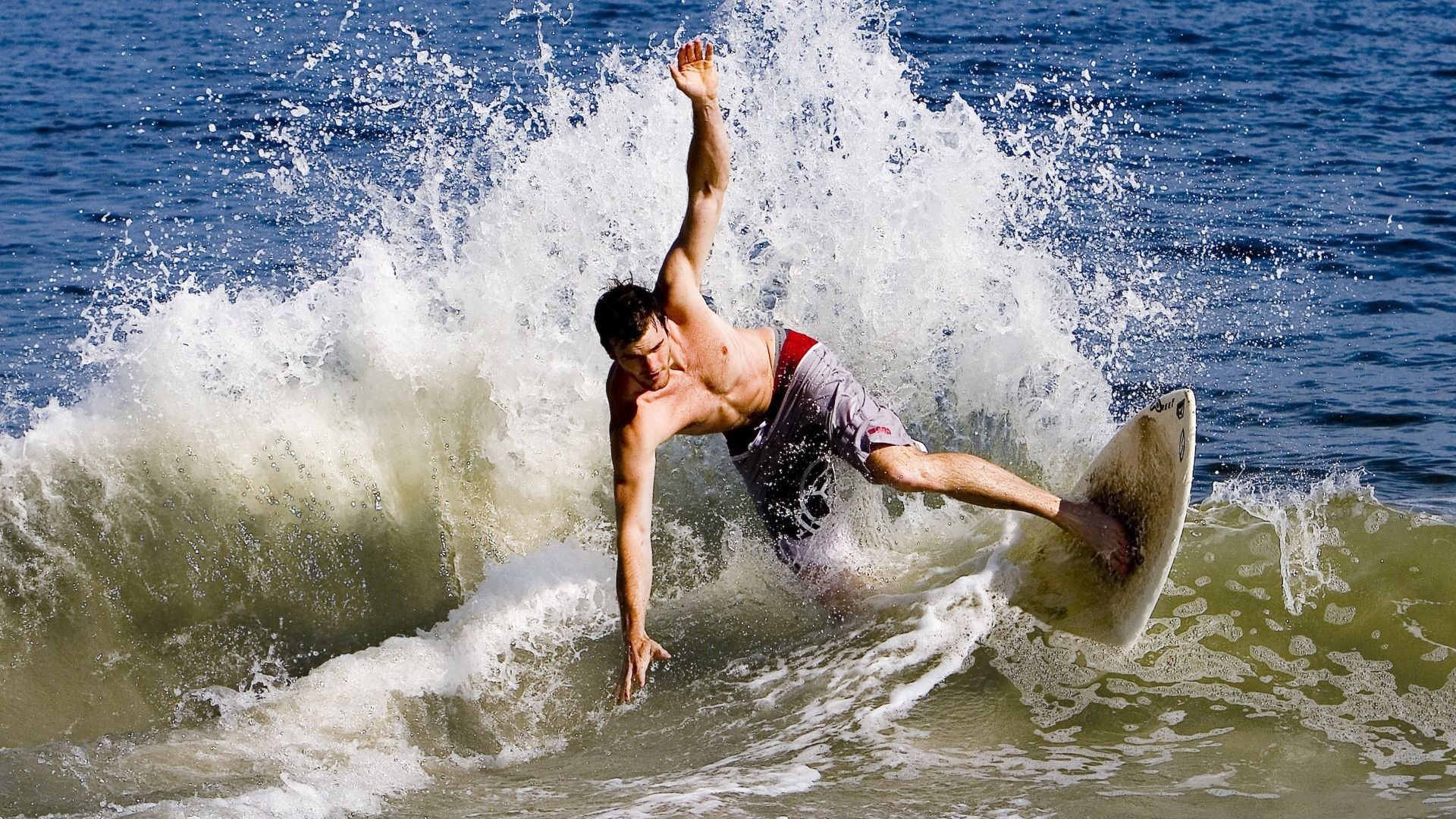 FB体育在线入口-魔术横扫福建队，詹姆斯惊艳四座，一场篮球艺术的完美演绎