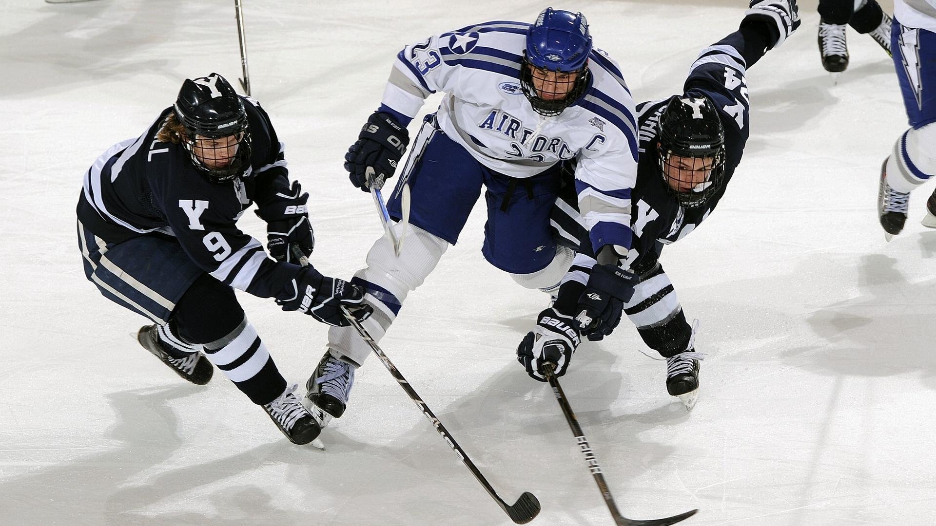 黄鸭组合展翅，丹麦队鏖战日本队，一场被统治的羽坛对决